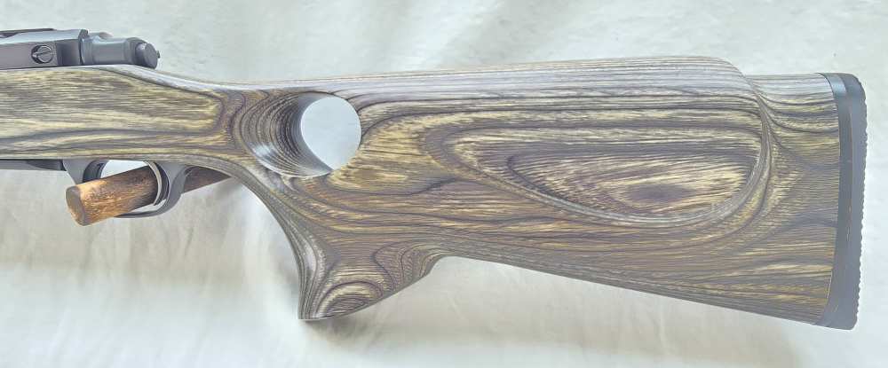 Ruger M77 Hawkeye 264 Win Mag 24” laminate stock Thumbhole Rare -img-5