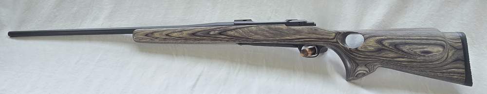 Ruger M77 Hawkeye 264 Win Mag 24” laminate stock Thumbhole Rare -img-4