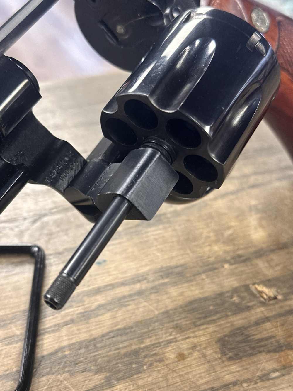 Smith & Wesson 25-5 .45 Colt 6" Blued 6 Shot Revolver 1981-img-9
