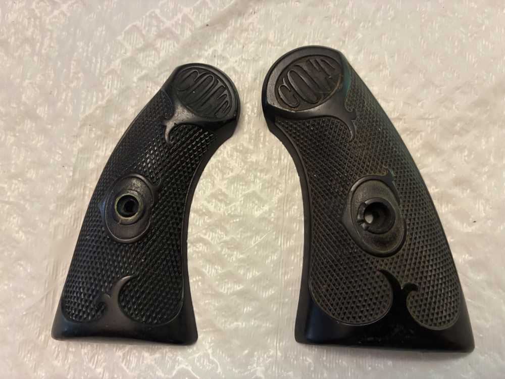 Colt revolver grips-img-0