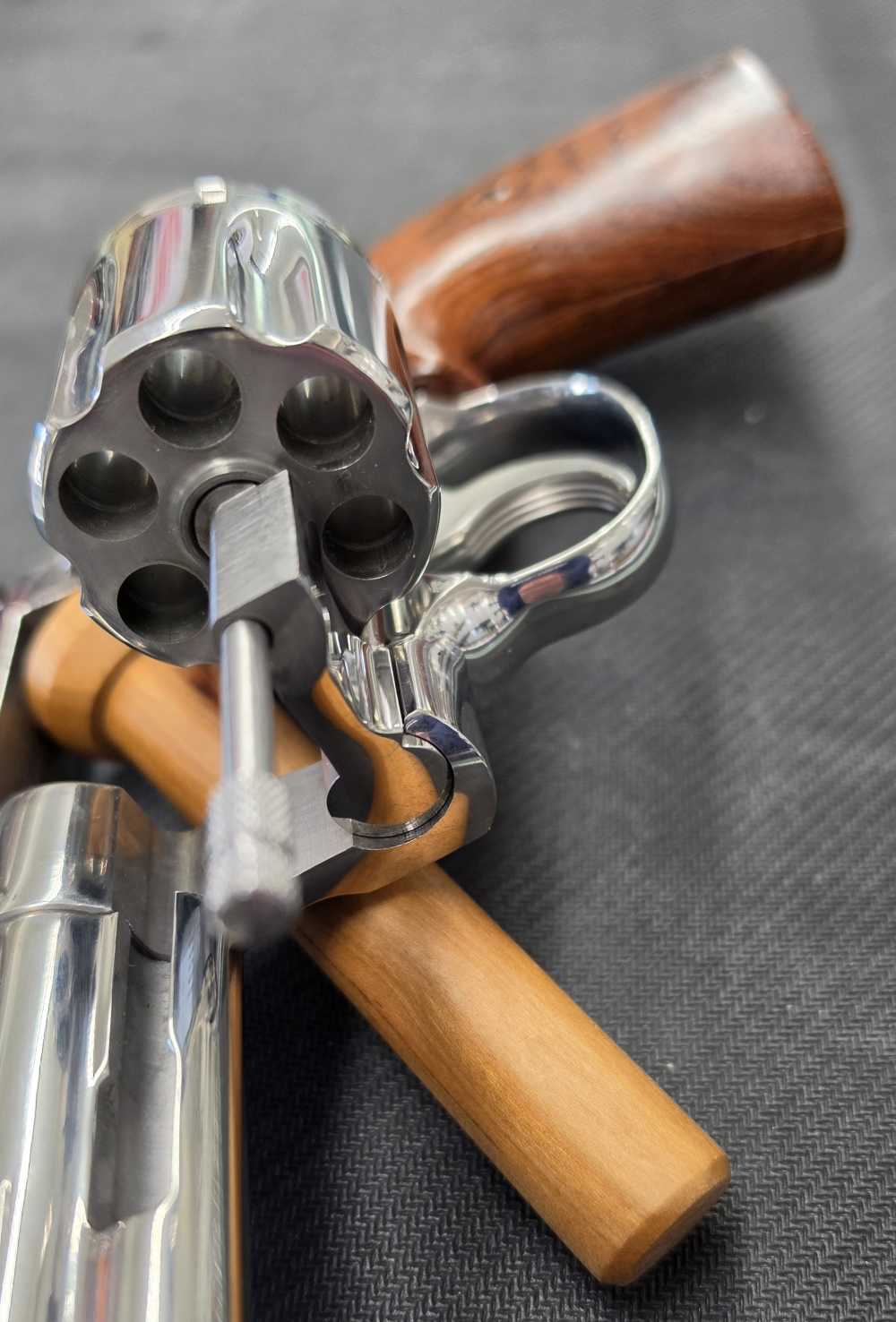 1986 Colt Python Double Diamond Stainless 6" Looks Unfired Serial DD0261-img-7