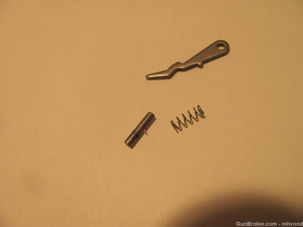 Crosman 1008 Repeater Sear, Spring and Pin Used-img-1