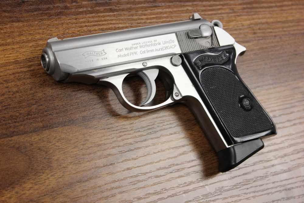 Interarms Walther PPK .380ACP pistol w/Two mags! Free Shipping!-img-7