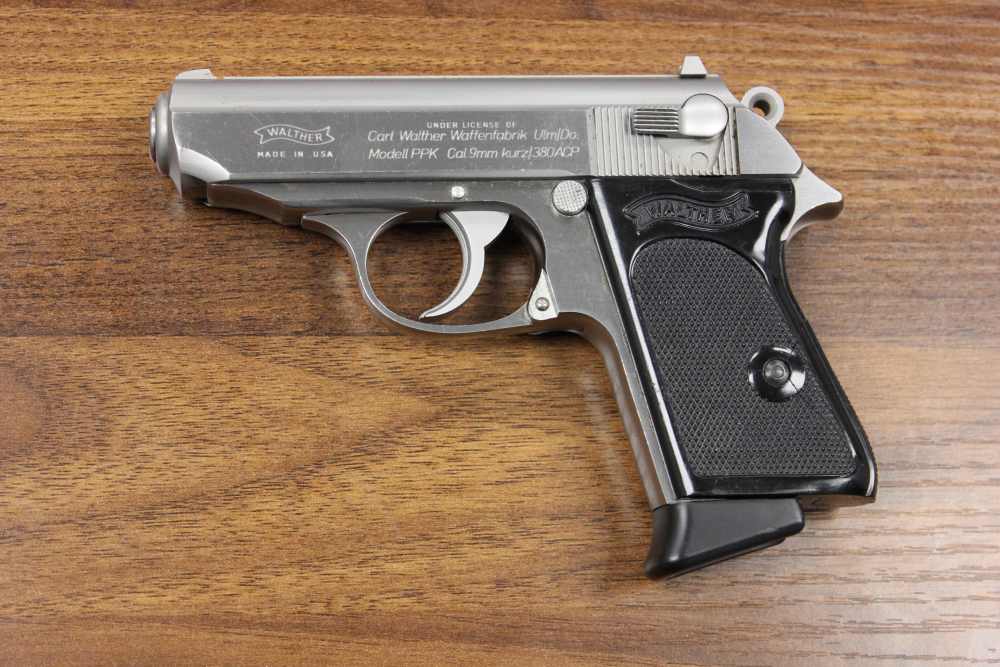 Interarms Walther PPK .380ACP pistol w/Two mags! Free Shipping!-img-4