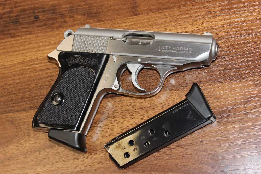 Interarms Walther PPK .380ACP pistol w/Two mags! Free Shipping!-img-2