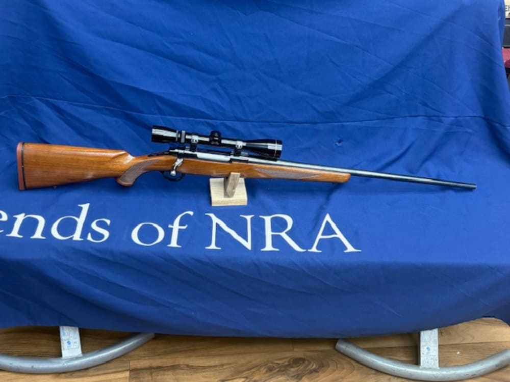 Ruger model 77 in 7 rem mag  24" barrel Leupold scope-img-0