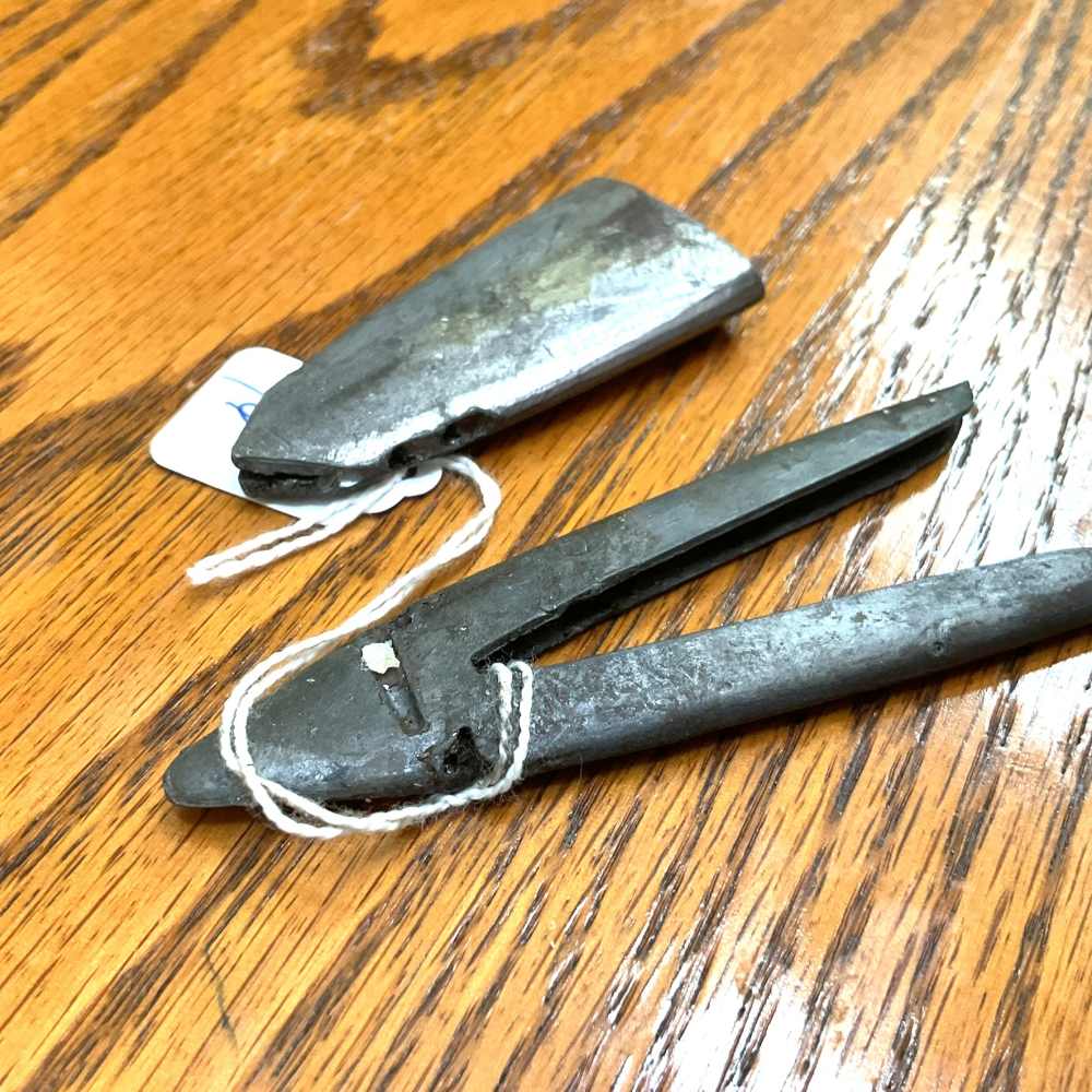 Scabbard weights for Political Daggers-img-1