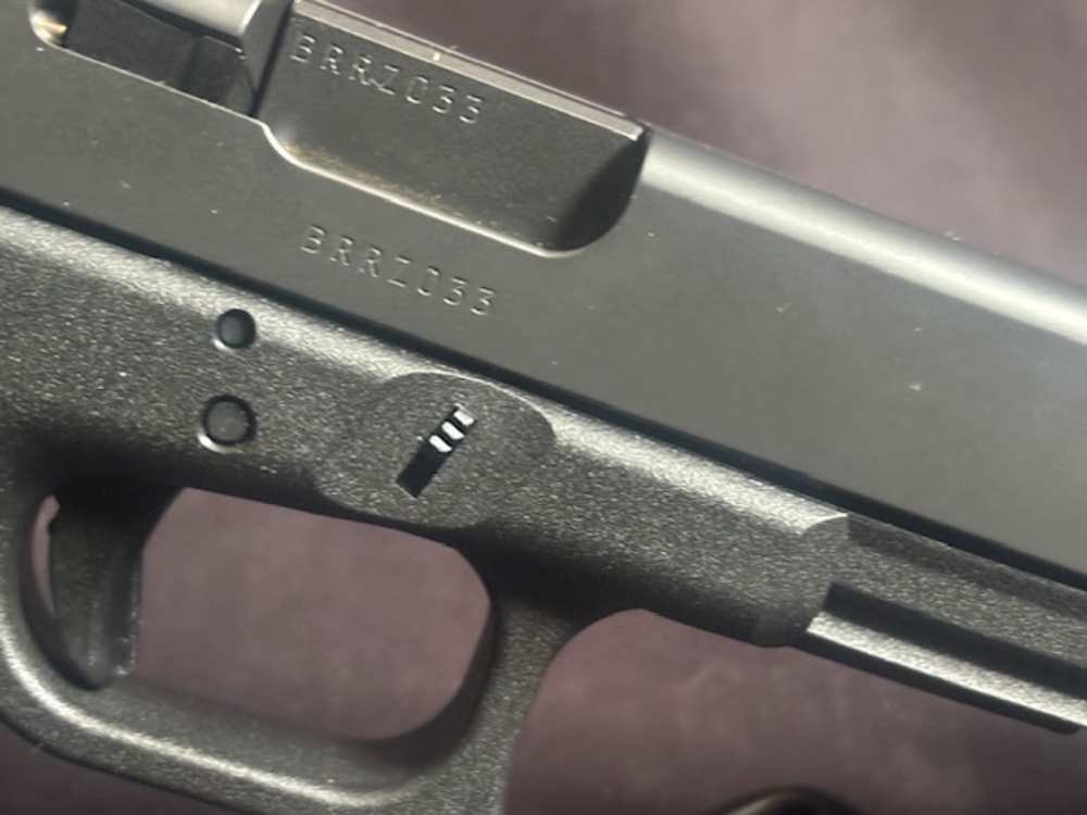 Glock 40 Gen 4 MOS 10mm Meprolight Red Dot and Iron Sights.-img-11