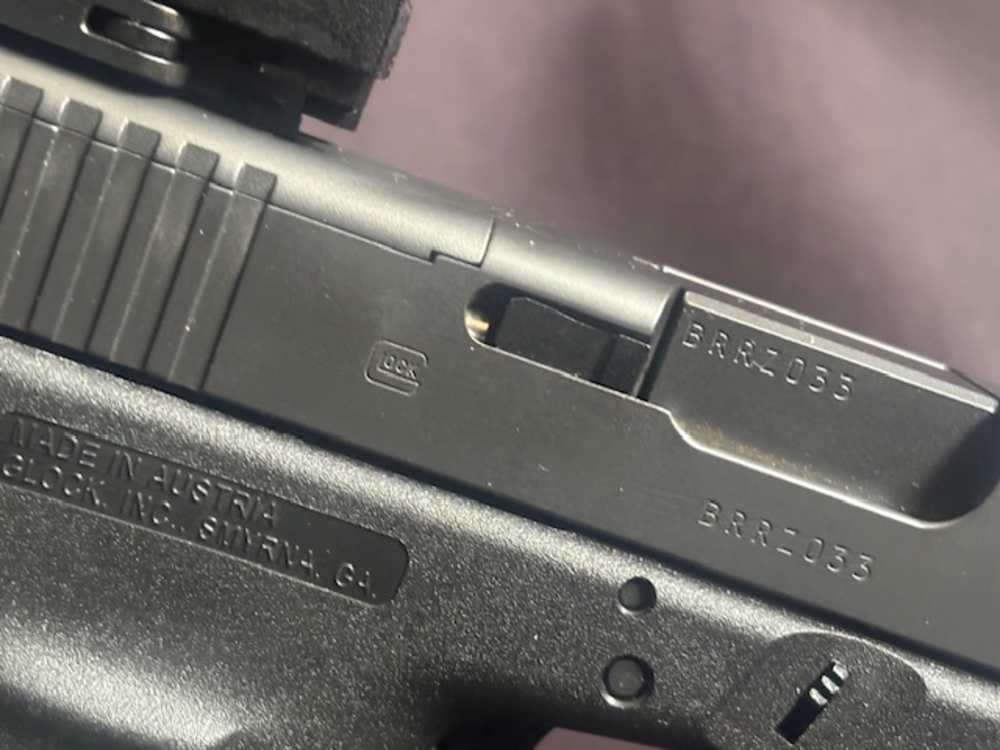 Glock 40 Gen 4 MOS 10mm Meprolight Red Dot and Iron Sights.-img-10