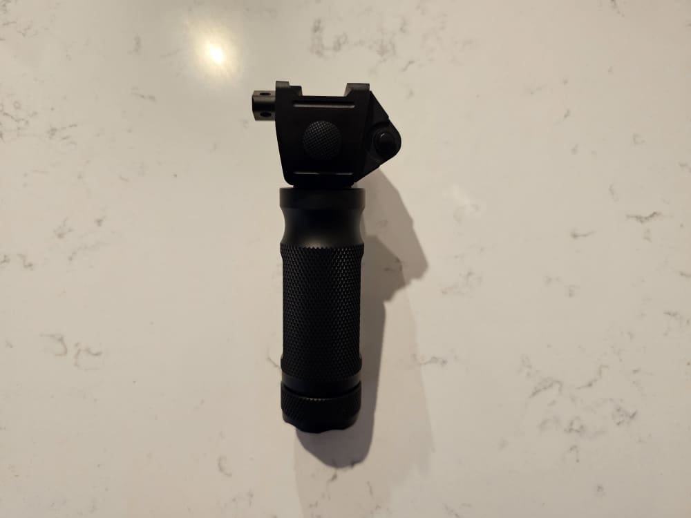Tactical Vertical Foregrip Light/Laser (RED) W/Quick Mount    -img-4