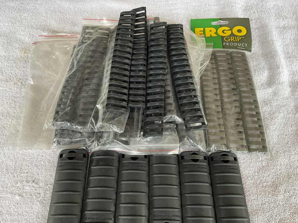 M16 / AR15 Rail Panels. (Lot)-img-0