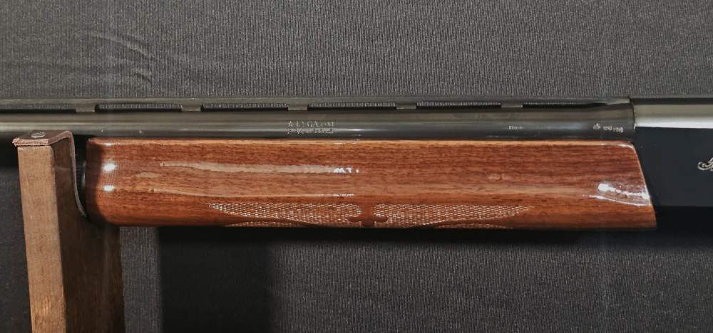Remington 1100 12 Ga. 2 3/4'' Vent Rib White Diamond (No Pad) Shotgun-img-4