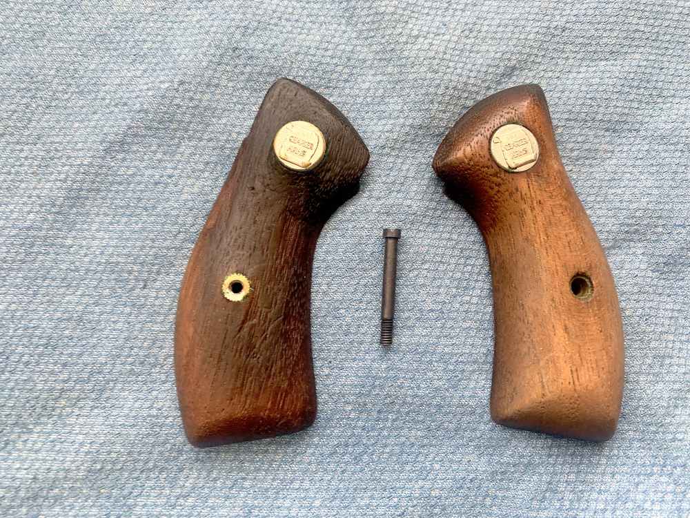 Charter Arms factory round butt Revolver grips, w/grip screw, used-img-0