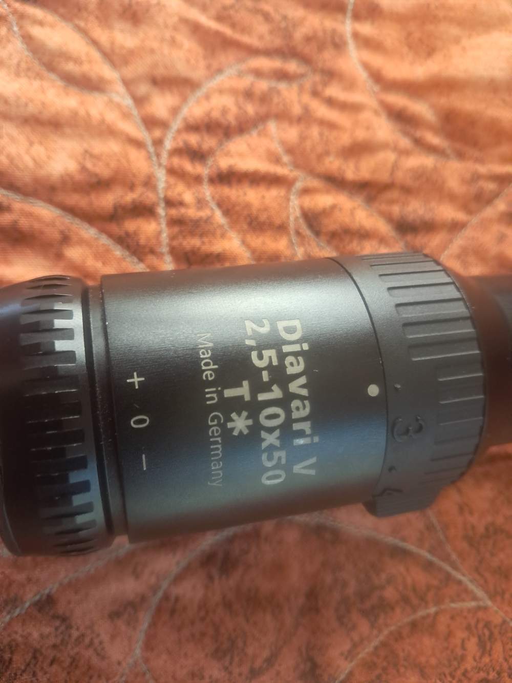 Zeiss Diavari V 2.5-10x50 T*  "Victory"-img-0