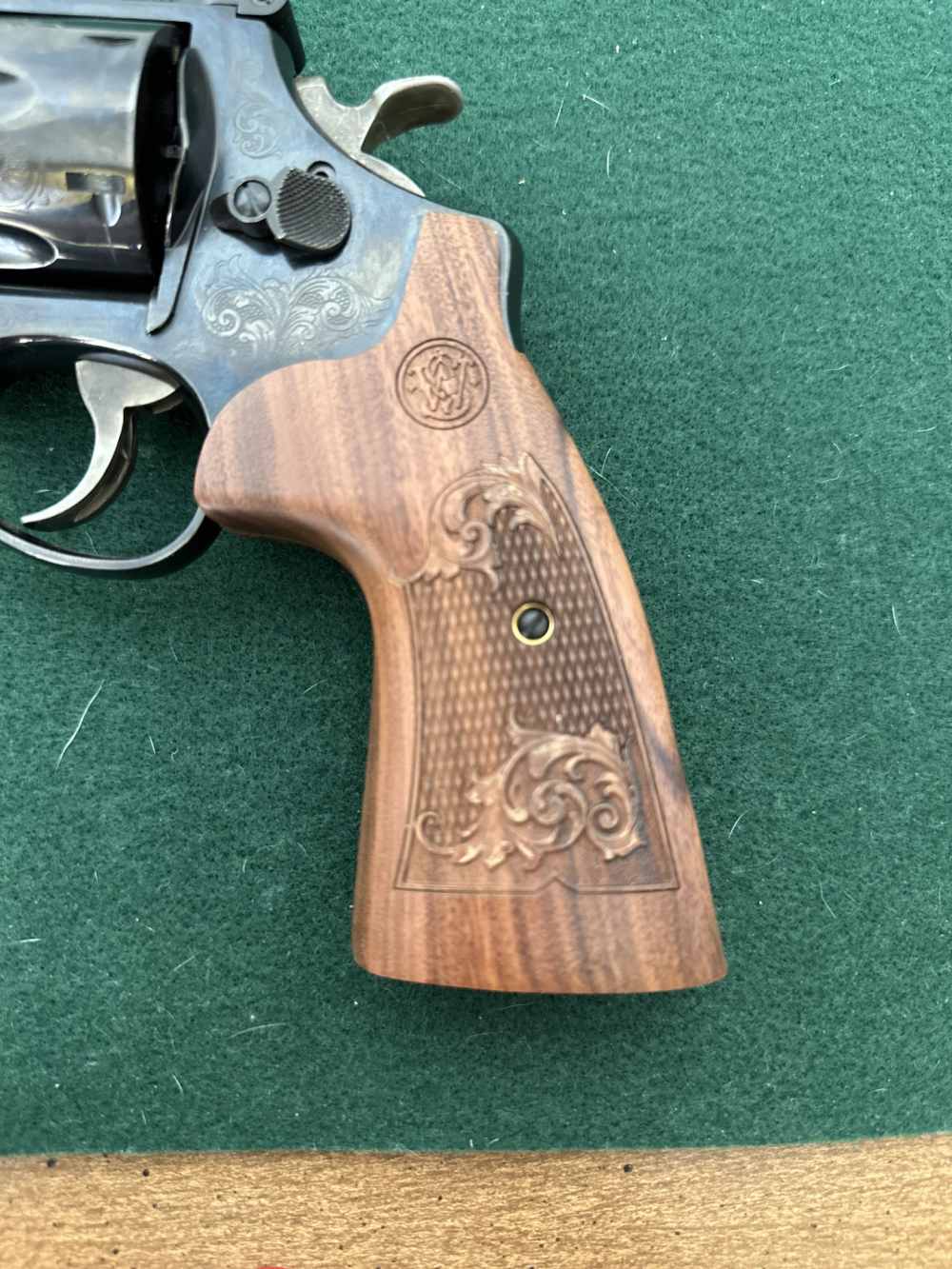 Smith and Wesson new model 29 revovler .44 mag-img-7