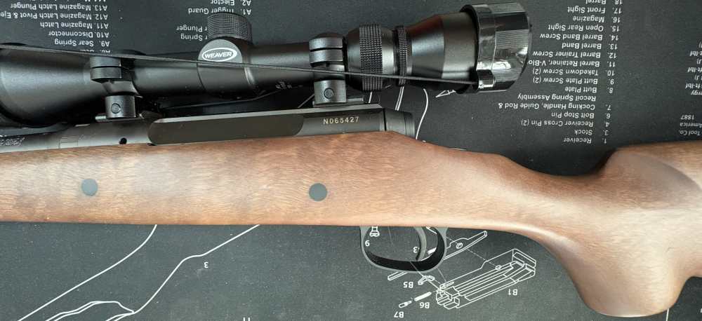 Savage Axis .270 - Weaver Scope - WOOD STOCK - BOLT ACTION - LIKE NEW-img-6