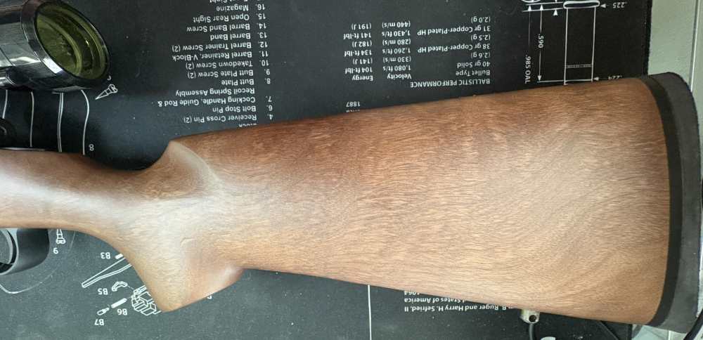 Savage Axis .270 - Weaver Scope - WOOD STOCK - BOLT ACTION - LIKE NEW-img-5