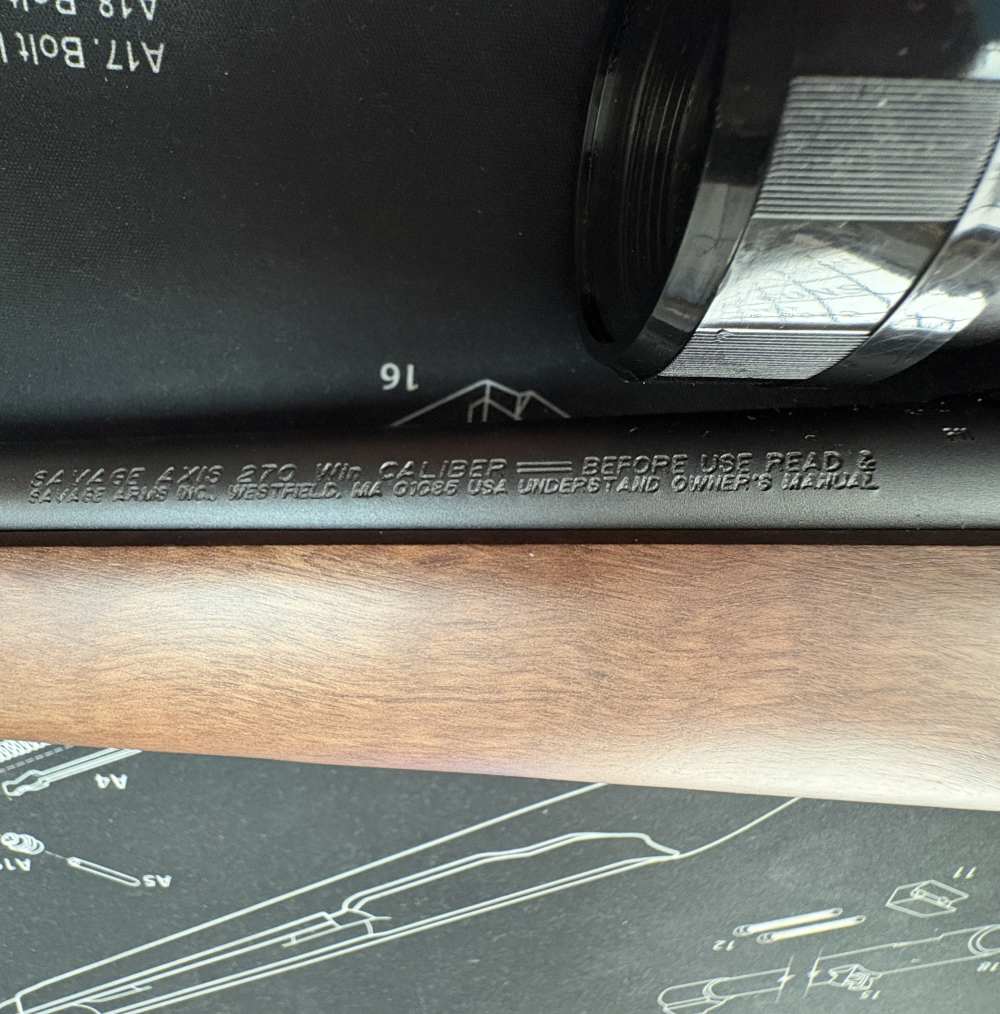 Savage Axis .270 - Weaver Scope - WOOD STOCK - BOLT ACTION - LIKE NEW-img-1