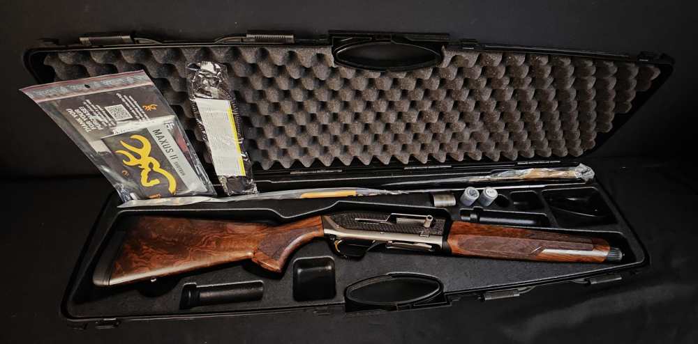 Browning Maxus II Ultimate 12 Ga. Shotgun-img-0