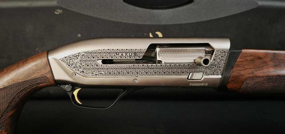 Browning Maxus II Ultimate 12 Ga. Shotgun-img-11