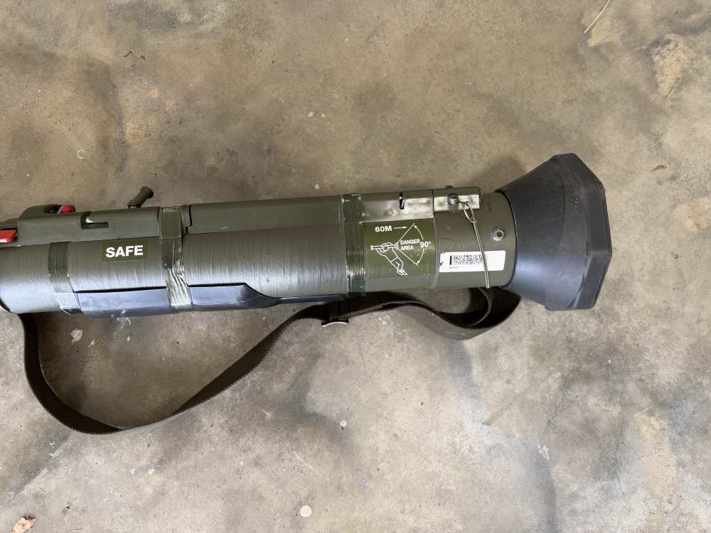 AT4 M136 Inert Rocket Launcher Tube -img-2