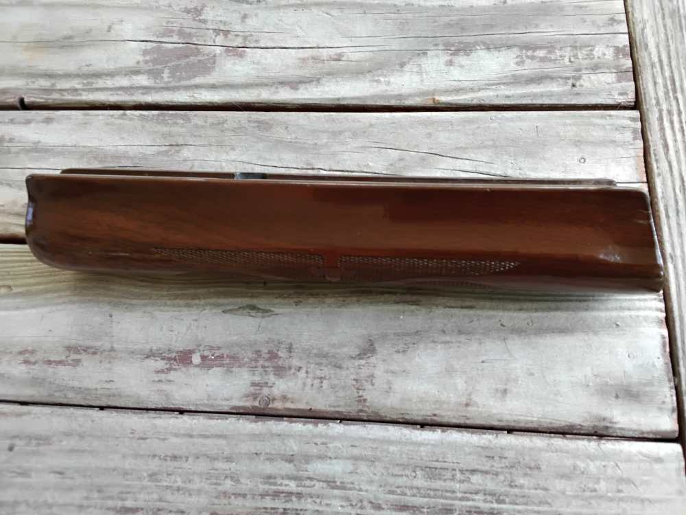 Remington 1100 Forearm Stock, 20ga 0.90" has repairable crack, 11 5/8" -img-0