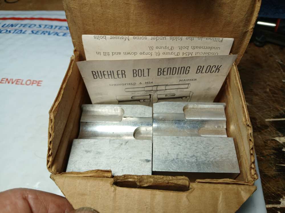 P-2106 BUEHLER RIFLE BOLT BENDING BLOCKS W/BOX & INSTRUCTIONS-img-0