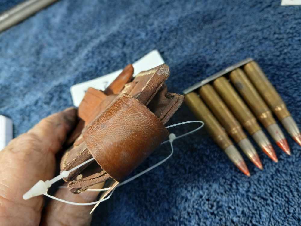 7.65mm  ARGENTINE MAUSER LEATHER CARTRIDGE POUCH P-2064 -img-5