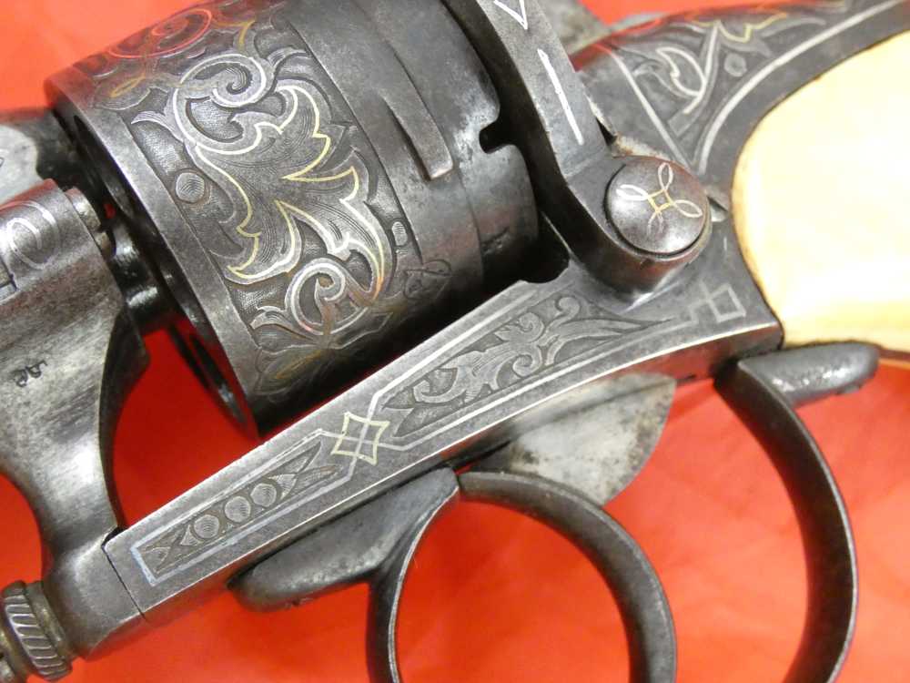 ANTIQUE BELGIUM PINFIRE CASED REVOLVER ENGRAVED GOLD / SILVER 100% complete-img-24