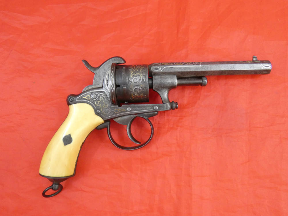 ANTIQUE BELGIUM PINFIRE CASED REVOLVER ENGRAVED GOLD / SILVER 100% complete-img-9