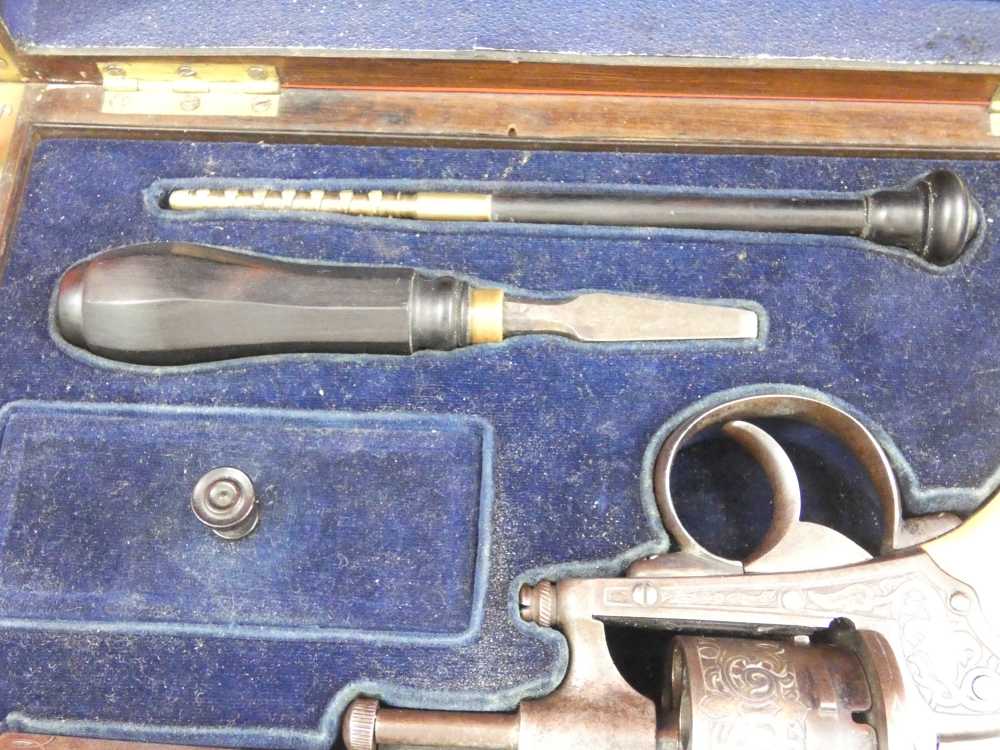ANTIQUE BELGIUM PINFIRE CASED REVOLVER ENGRAVED GOLD / SILVER 100% complete-img-79