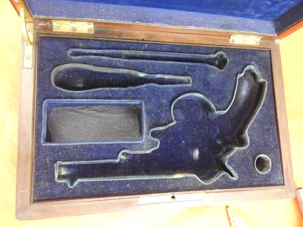 ANTIQUE BELGIUM PINFIRE CASED REVOLVER ENGRAVED GOLD / SILVER 100% complete-img-80