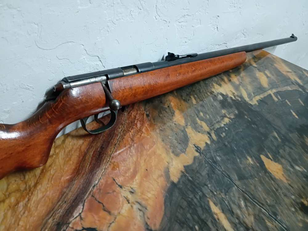  HUSQVARNA bolt action mag feed .22 LR Tapped model 622 ?-img-1