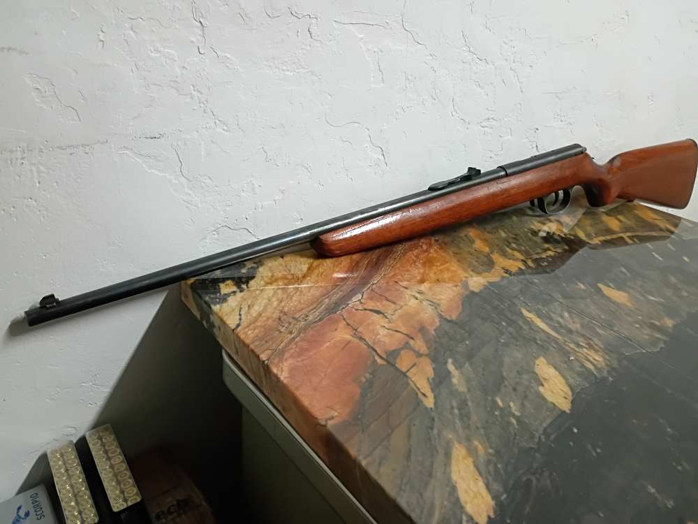  HUSQVARNA bolt action mag feed .22 LR Tapped model 622 ?-img-4
