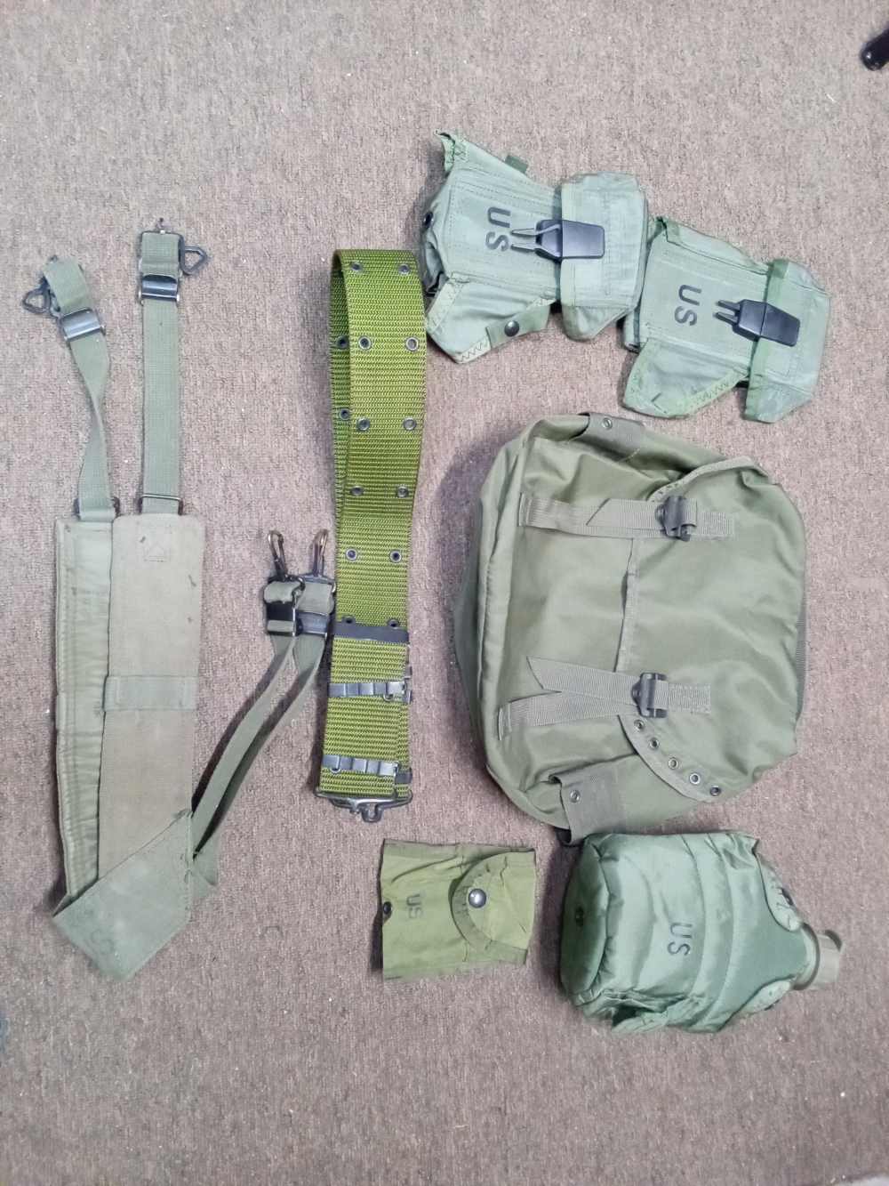 US Army Basic Field Gear, Lot 1-img-0