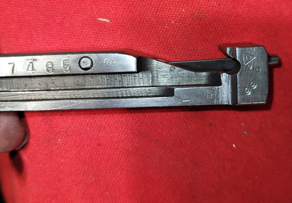 Russian SKS bolt and carrier assembly-img-1