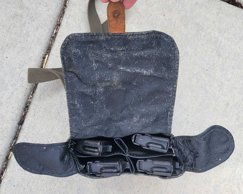 4 Military Surplus 30rd Steel AK47 7.62x39mm Magazines & Pouch Polish-img-15