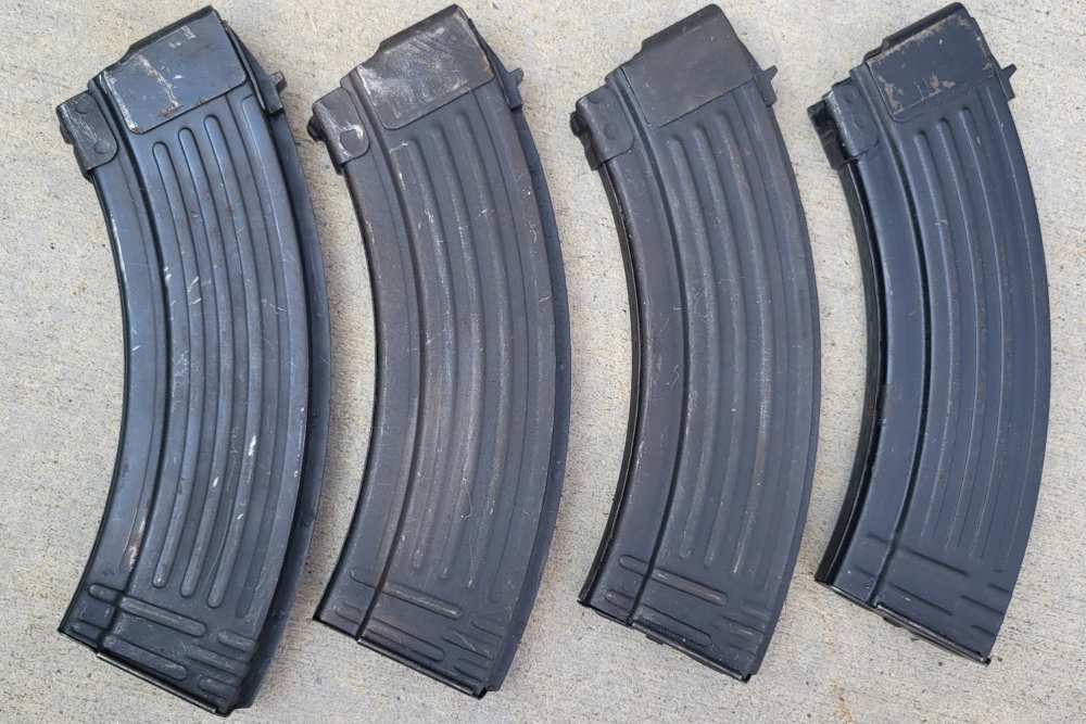 4 Military Surplus 30rd Steel AK47 7.62x39mm Magazines & Pouch Polish-img-3