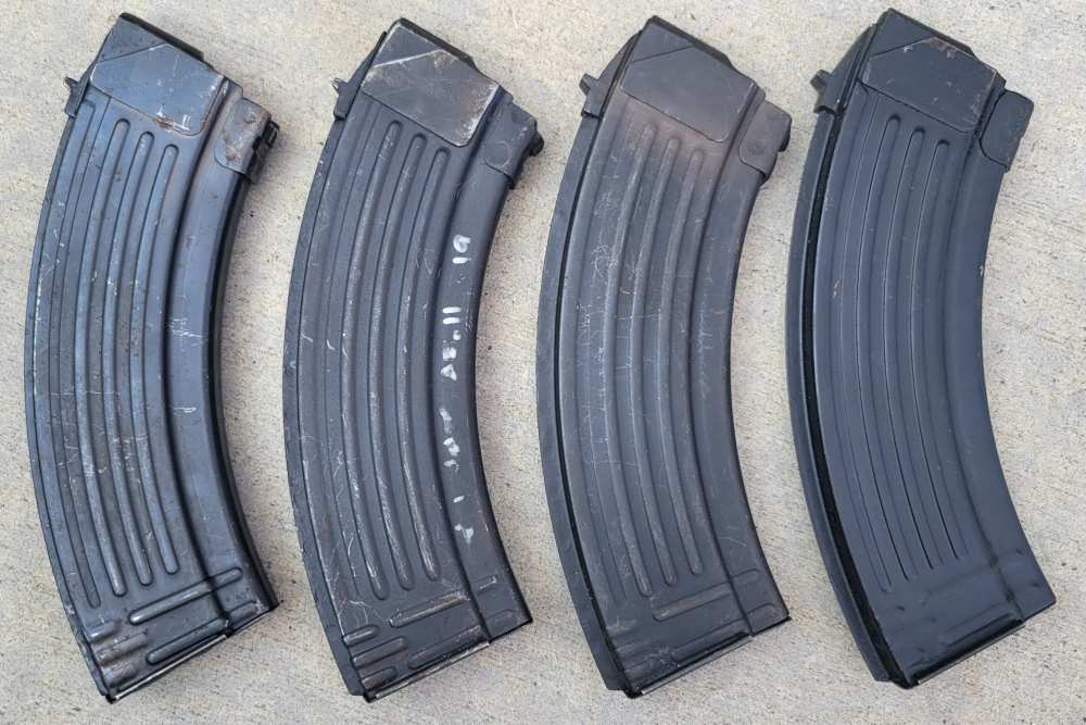 4 Military Surplus 30rd Steel AK47 7.62x39mm Magazines & Pouch Polish-img-2