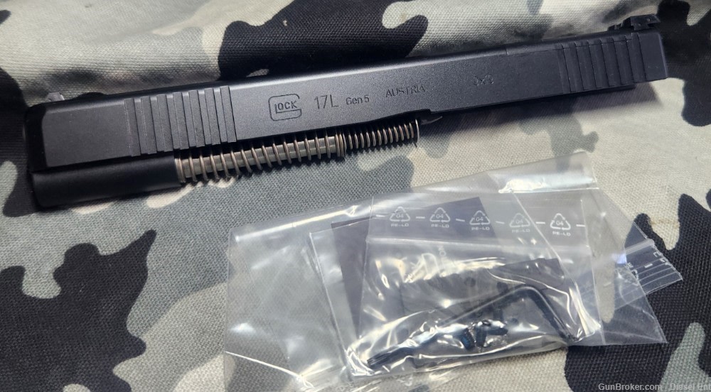 Glock 17L Gen 5 Complete LONG slide OEM MOS PRE V  Discontinued -img-0