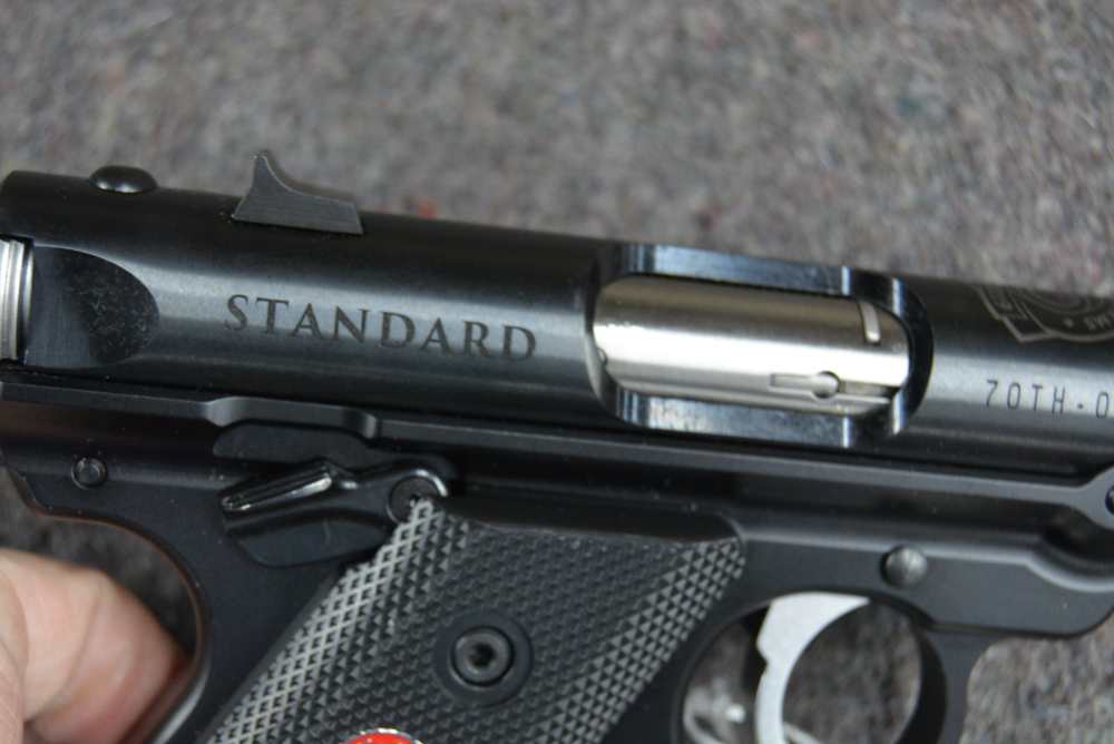 Ruger Mark IV .22LR 70th Aniversary-img-2