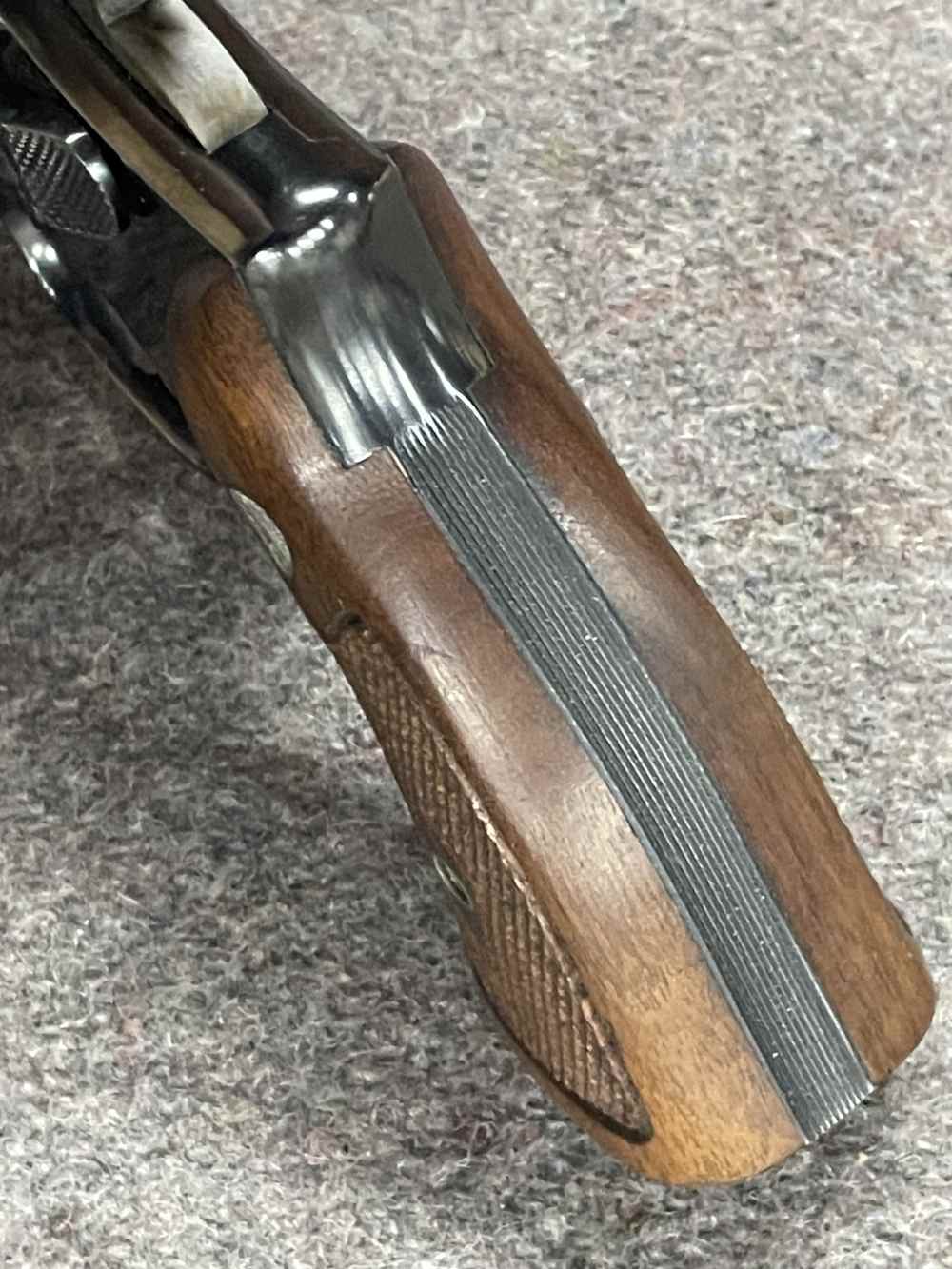 S&W K-22 4 Screw .22 LR c1957-img-9