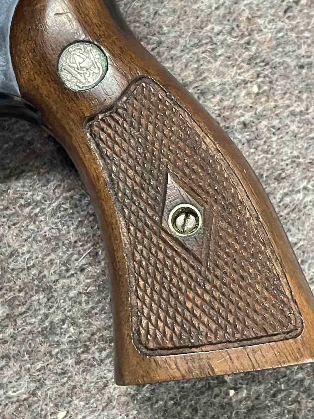 S&W K-22 4 Screw .22 LR c1957-img-5