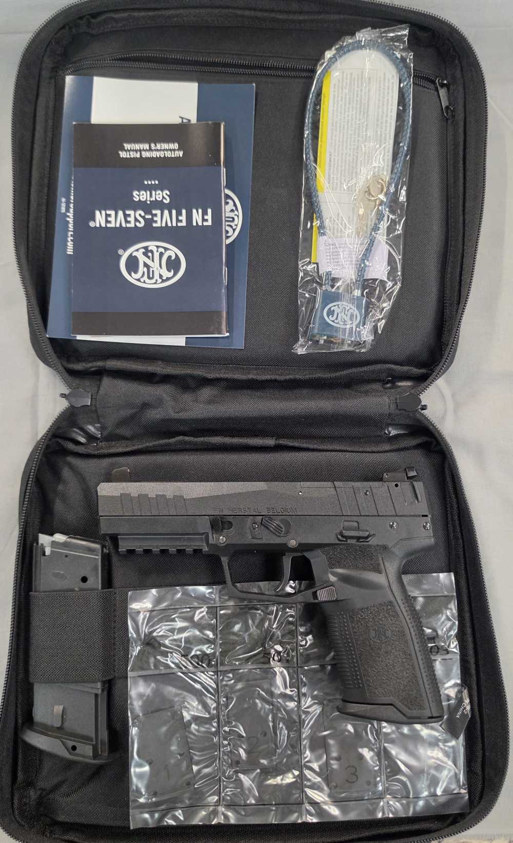FN Five Seven MRD 5.7X28MM 10RD 4.8" 66-101276 5.7 FNH NOCCFEES! FREESHIP!-img-2