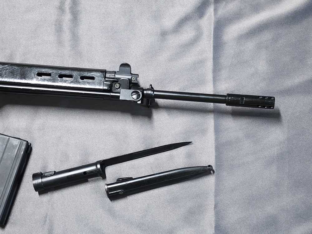PRE BAN Springfield Armory FAL SAR 48 Excellent shape purchased NIB,100 rds-img-3