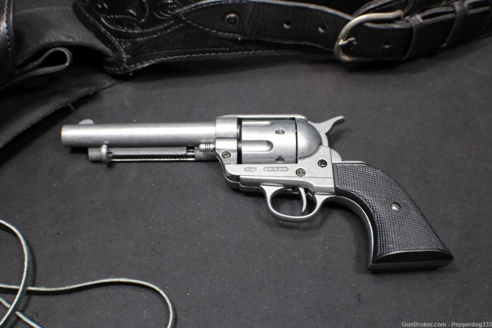 Old West M 1873 Fast Draw Frontier Revolver 45 Cal. Peacemaker & Holster-img-1