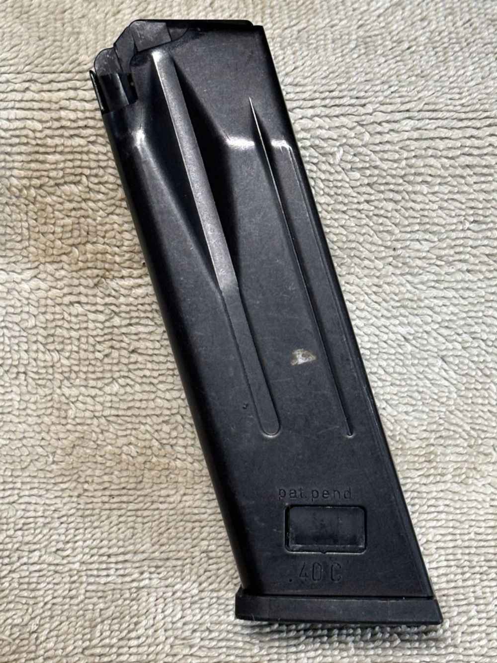 HK USP Compact 40 factory 10 round magazine USP40/C P2000-img-0