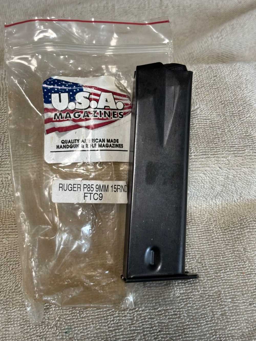 U. S. A. pre ban Ruger p85 magazine 9mm 15 rounds -img-1
