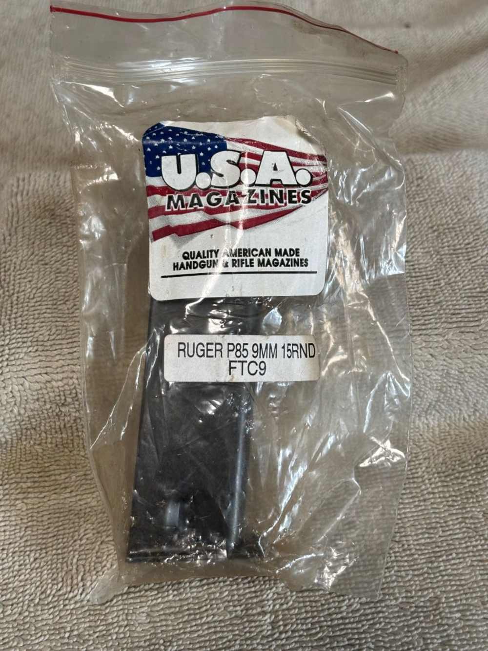 U. S. A. pre ban Ruger p85 magazine 9mm 15 rounds -img-0
