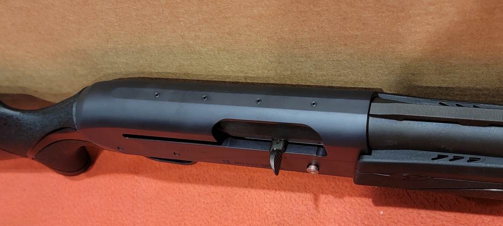 Remington V3 Field Sport 12 Gauge 26" Vent Ribbed Barrel -img-13